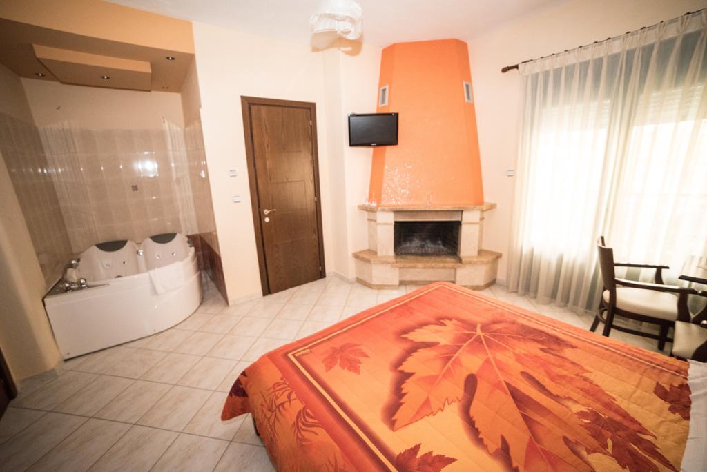 Hotel Galaxias Като-Лутракі Екстер'єр фото