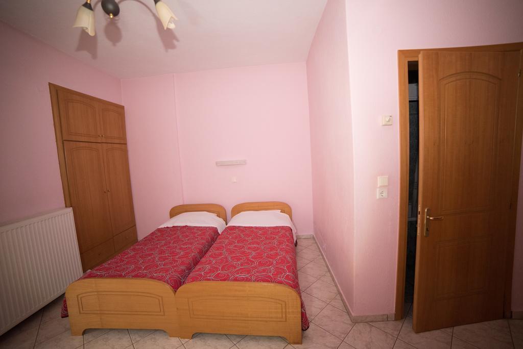 Hotel Galaxias Като-Лутракі Екстер'єр фото